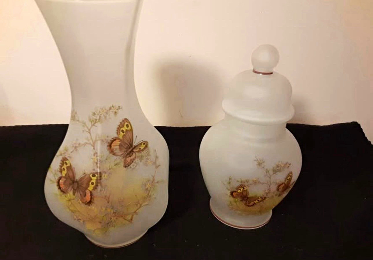 Vintage Viking Glass Frosted Satin Butterfly Set - Flared Hexagon Vase & Ginger Vintage Viking Glass Frosted Satin Butterfly Set - Flared Hexagon Vase & Ginger