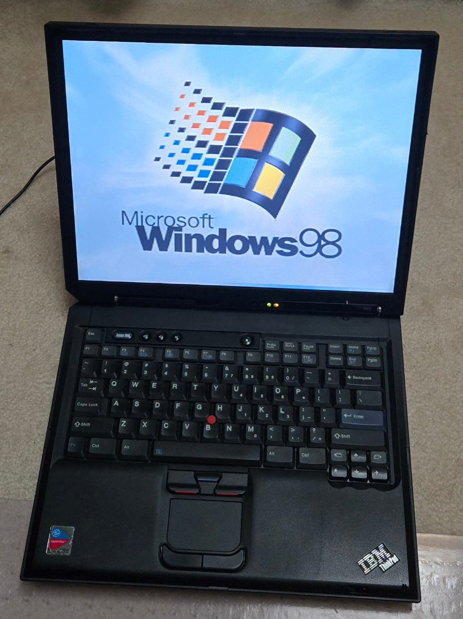 IBM ThinkPad R40 Laptop Windows 98 & XP Dual Boot, 15\