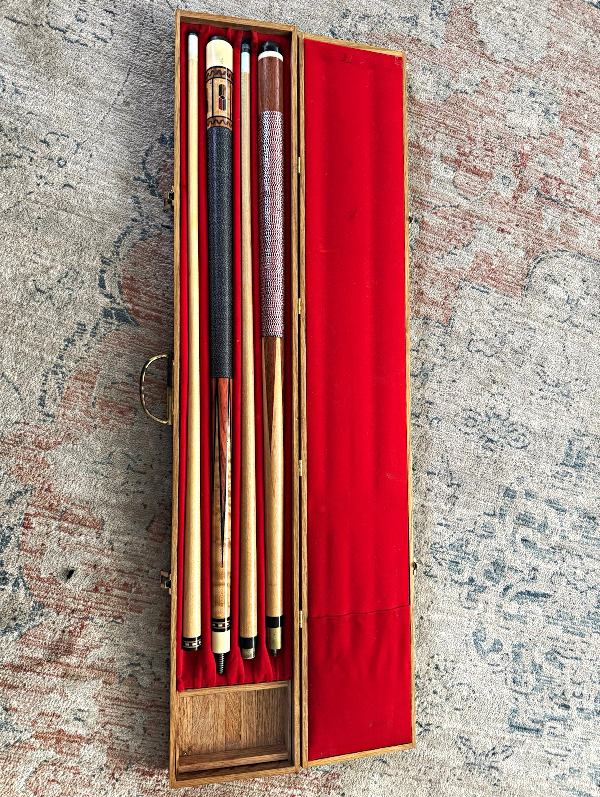 Two-Piece Billiard Cue Set One McDermott D-22 Cue Included in Wooden Case (Read)