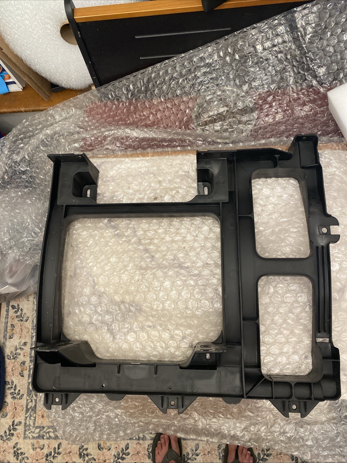 Large Inner Support Fit The Rear Step Fairing Right Side For Volvo VNL 2018-2024 Large Inner Support Fit The Rear Step Fairing Right Side For Volvo VNL 2018-2024