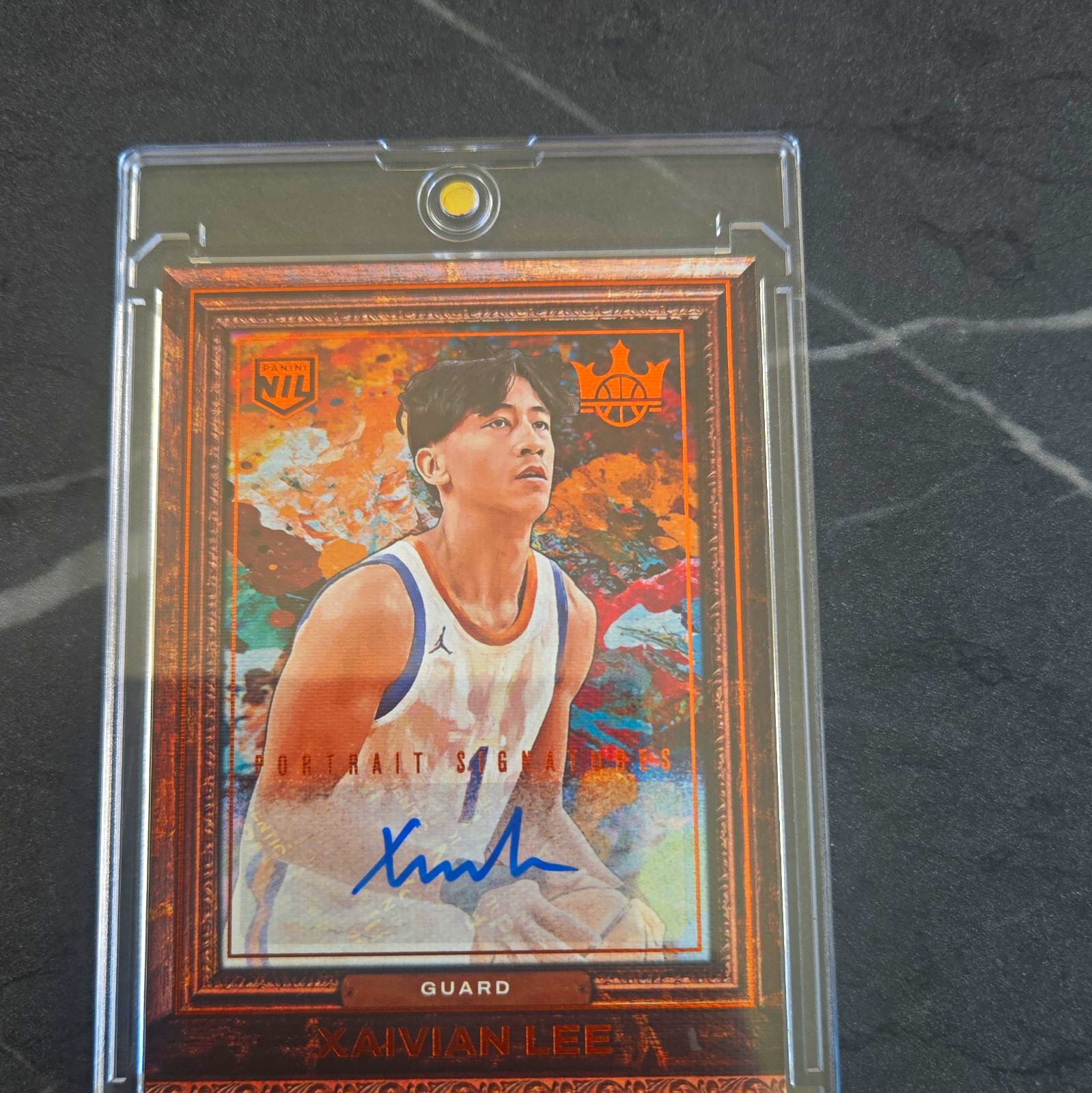 Panini 2025-26 Court Kings Xaivian Lee Portrait Signatures PS-LEE Auto /35 Panini 2025-26 Court Kings Xaivian Lee Portrait Signatures PS-LEE Auto /35