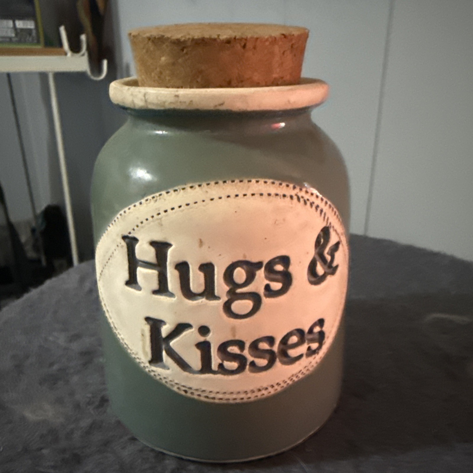 VTG 1997 Dr. Brophy\'s Word Jar Hugs & Kisses Ceramic Canister 5\
