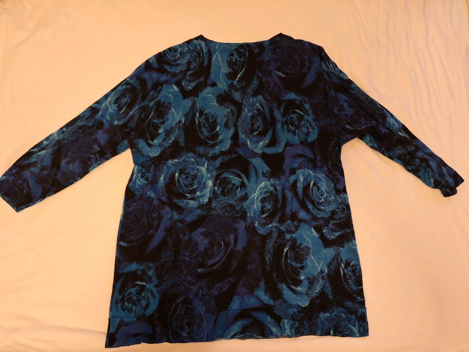Pre-owned TALBOTS WOMAN PURE MERINO WOOL TOP BLUE & DARK ROSES SIZE 1X