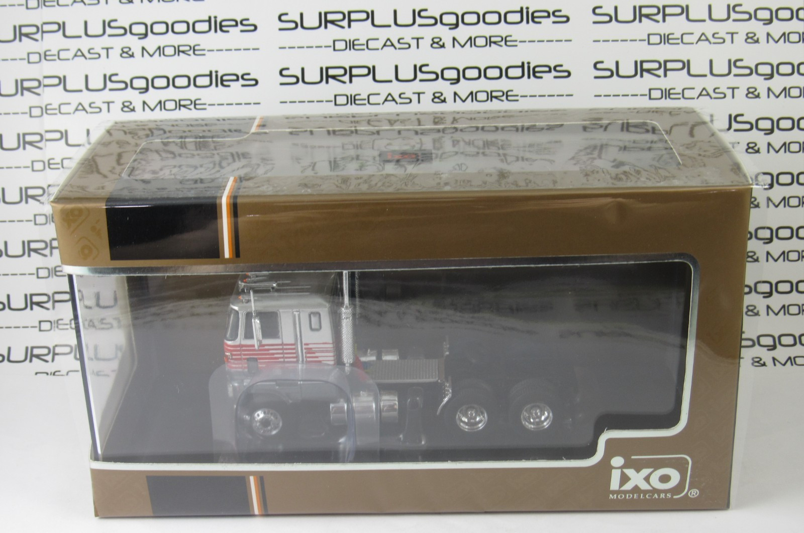 2026 IXO America 1:64 Silver & Red 1990 FORD COE 9000 Tractor Semi Cab Truck