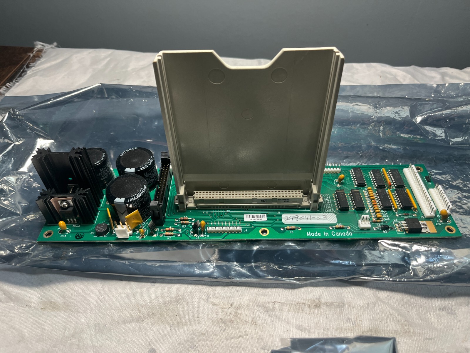 LF15330050 BOARD 299041-23 Made In Canada