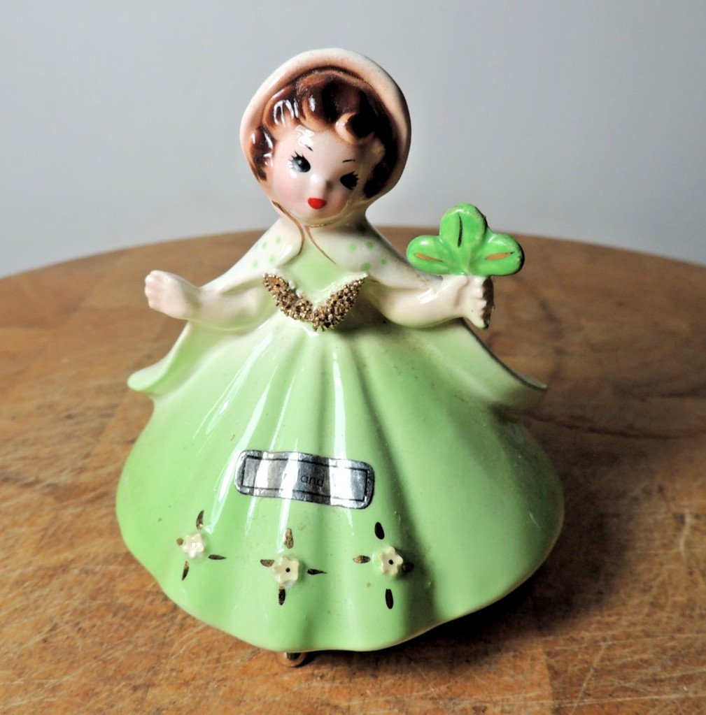 Vintage Josef Originals Ireland Figurine Little International Series Foil Labels Vintage Josef Originals Ireland Figurine Little International Series Foil Labels