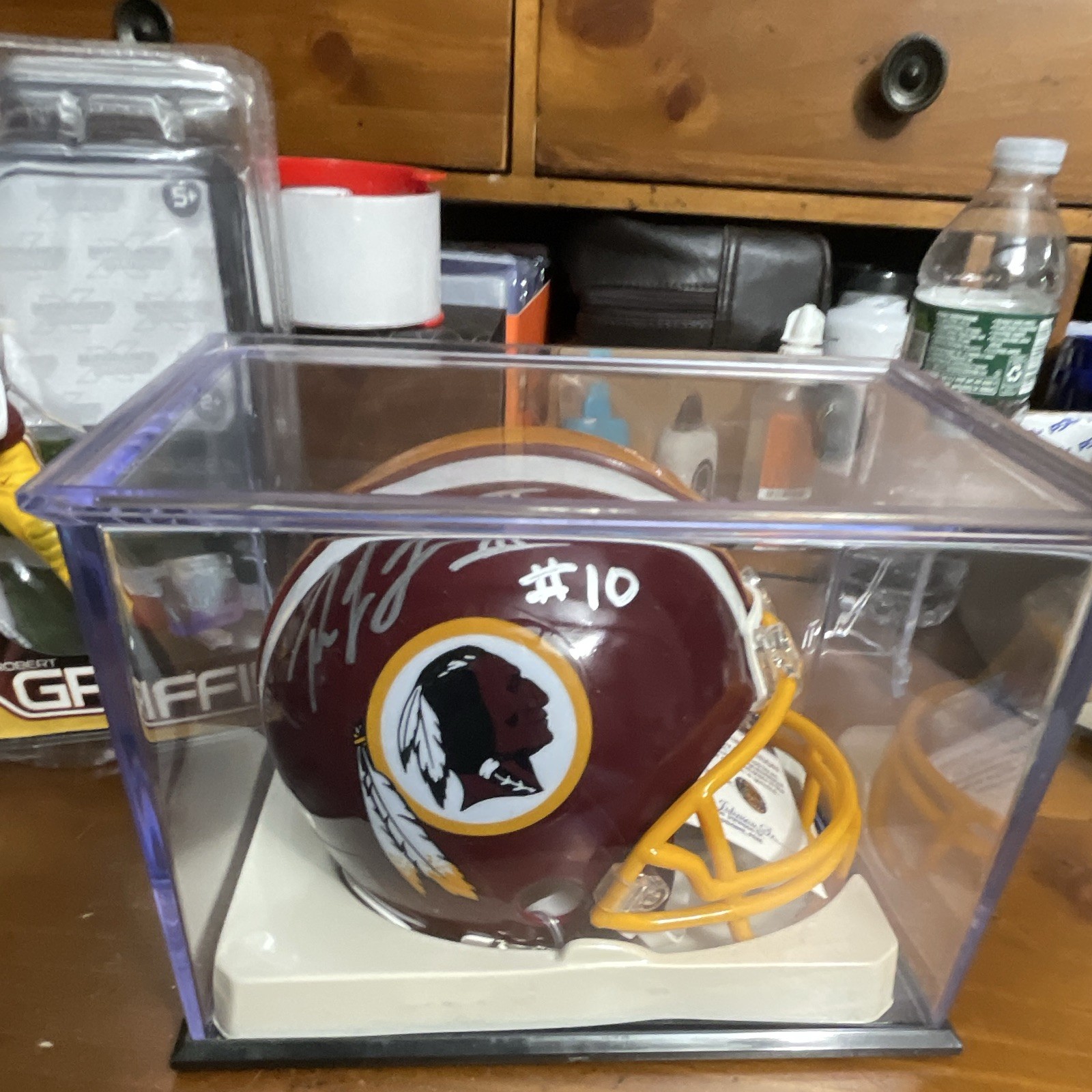Riddell NFL Mini Helmet Robert Griffin III Signed Washington Redskins ASMA