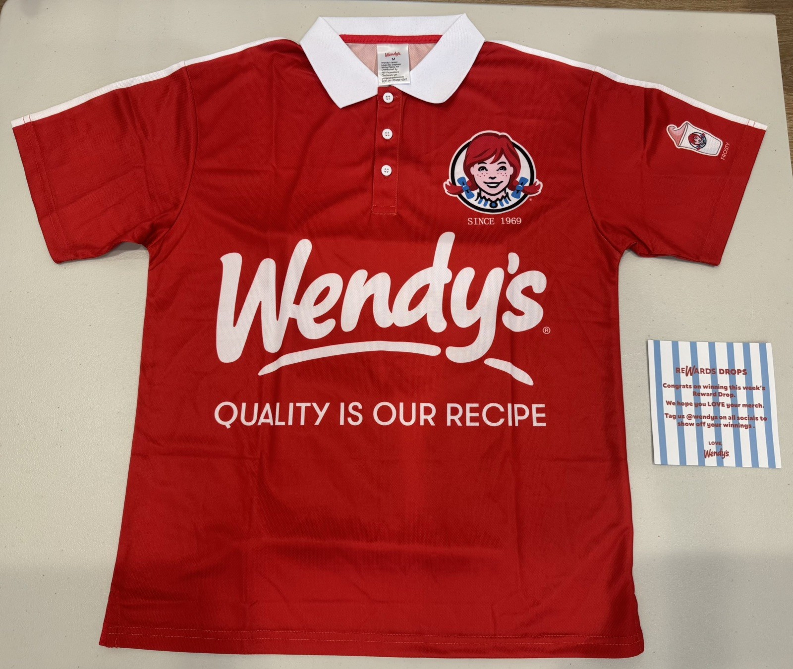 Genuine Wendy\'s Soccer Jersey Kit World Cup FIFA (Unisex Medium)
