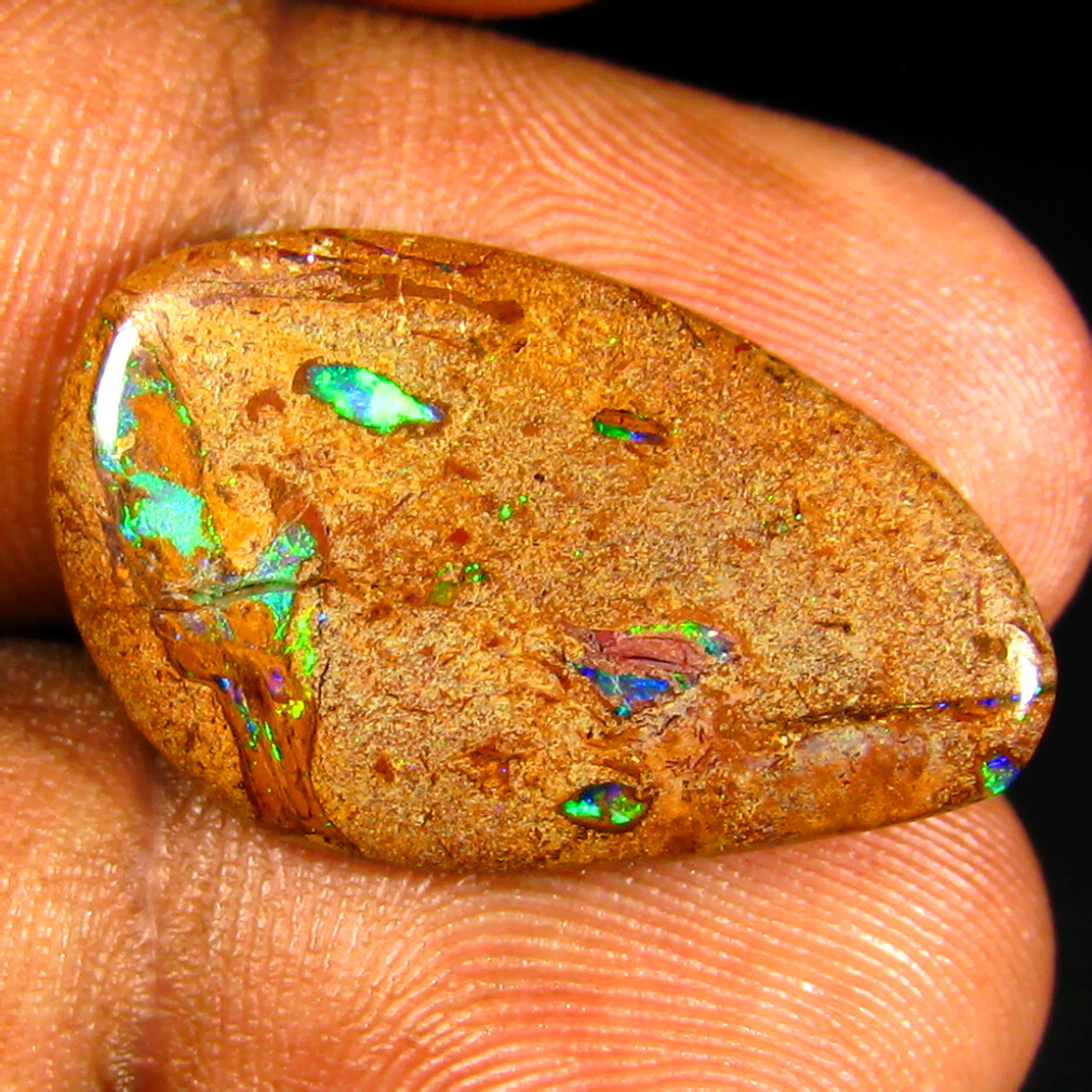 7.19 ct Best Fancy (24 x 15 mm) Multi Color Australian Koroit Boulder Opal