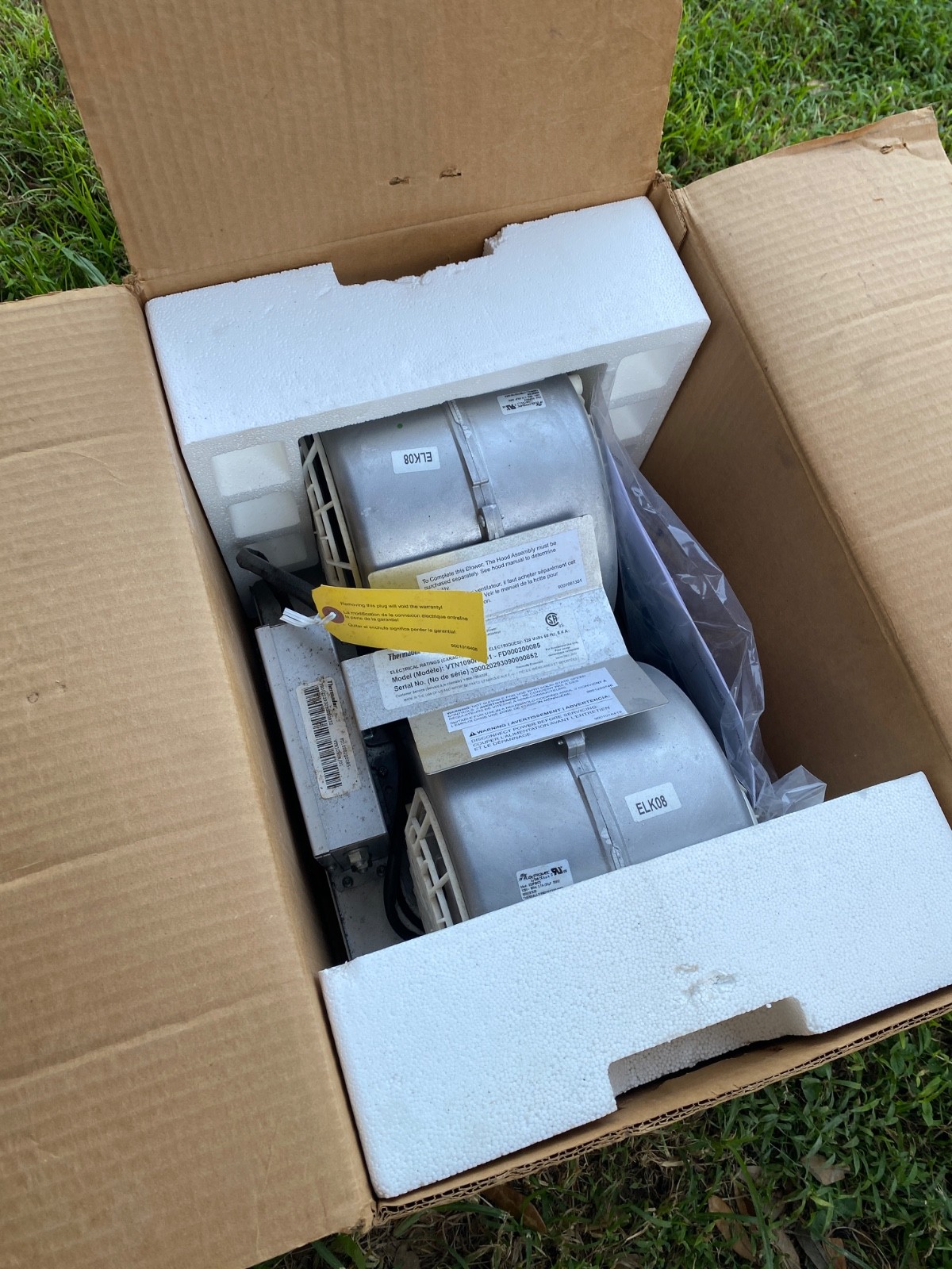 Thermador VTN1090R Integrated Blower - New In Box