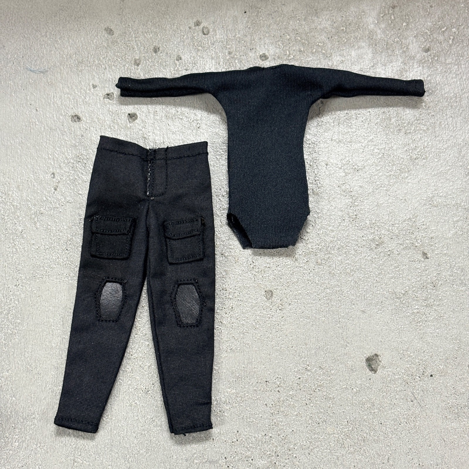 PB-PN-SET: 1/12 Black compression shirt & tactical pants for 6\