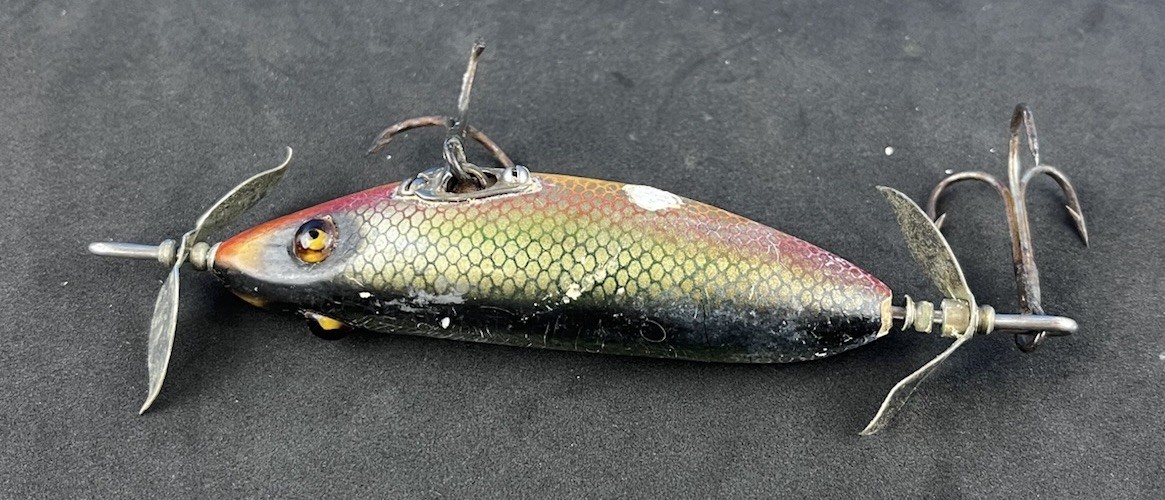 VTG Heddon SOS 140 Wounded Minnow Lure Rainbow Scale Glass Eyes VTG Heddon SOS 140 Wounded Minnow Lure Rainbow Scale Glass Eyes
