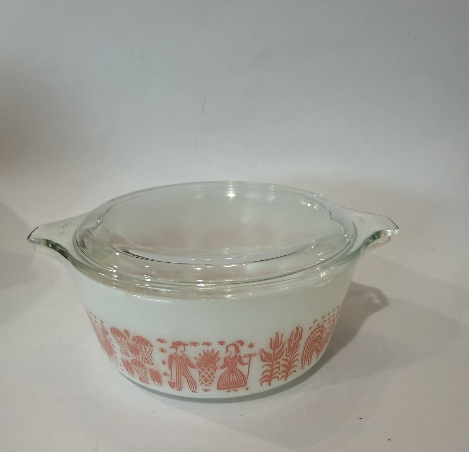 Vintage PYREX Pink Amish Butterprint #472 1.5 pt Casserole Dish with Lid