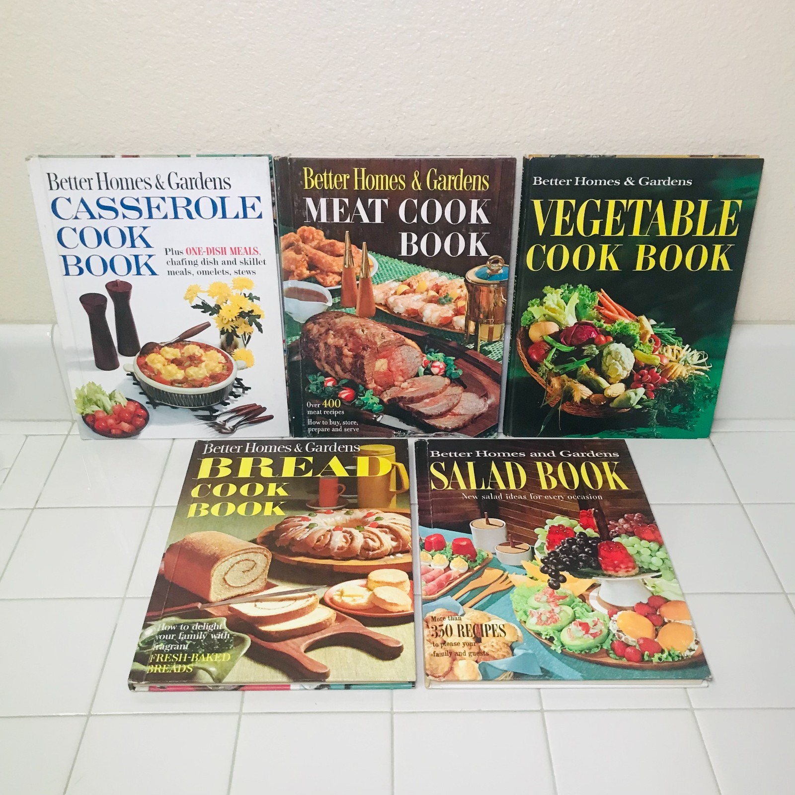 Vintage 1960s Better Homes & Gardens Recipe Cookbooks HC - Lot of 5 Vintage 1960s Better Homes & Gardens Recipe Cookbooks HC - Lot of 5