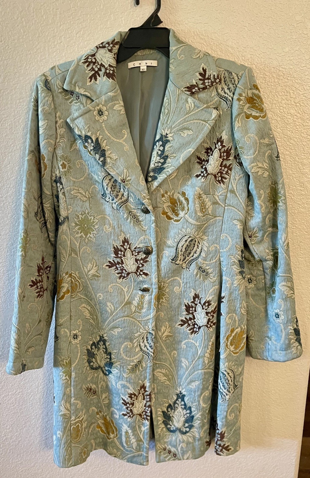 CAbi Guinevere Tapestry Brocade Coat Size 12 Blue Green Floral Belted 