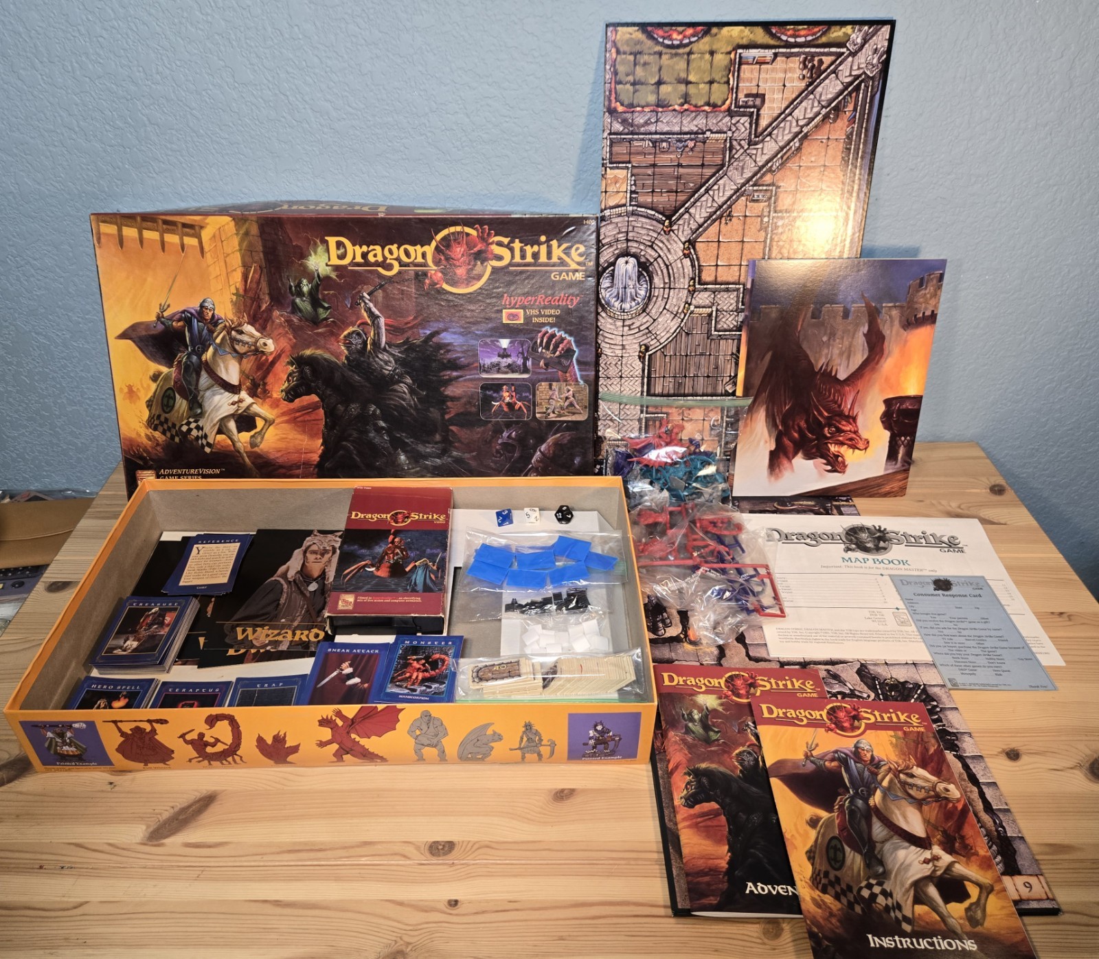 1993 TSR Dungeons & Dragons Dragon Strike Board Game + VHS 100% Complete Vintage