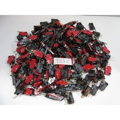 LOT OF 200 count MICRO SWITCH V-152-1C25 new Black Color LOT OF 200 count MICRO SWITCH V-152-1C25 new Black Color