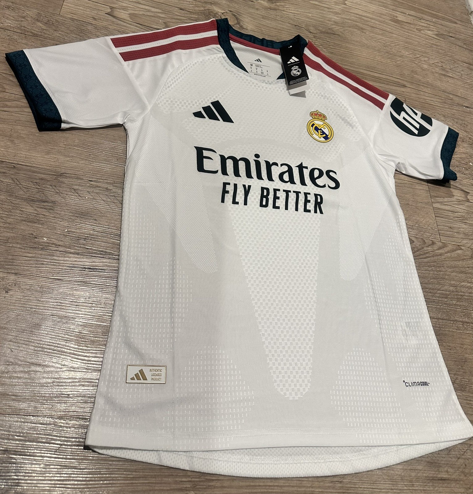Real Madrid Player Version (Athletic fit) Sz Medium. Fast Shipping Real Madrid Player Version (Athletic fit) Sz Medium. Fast Shipping