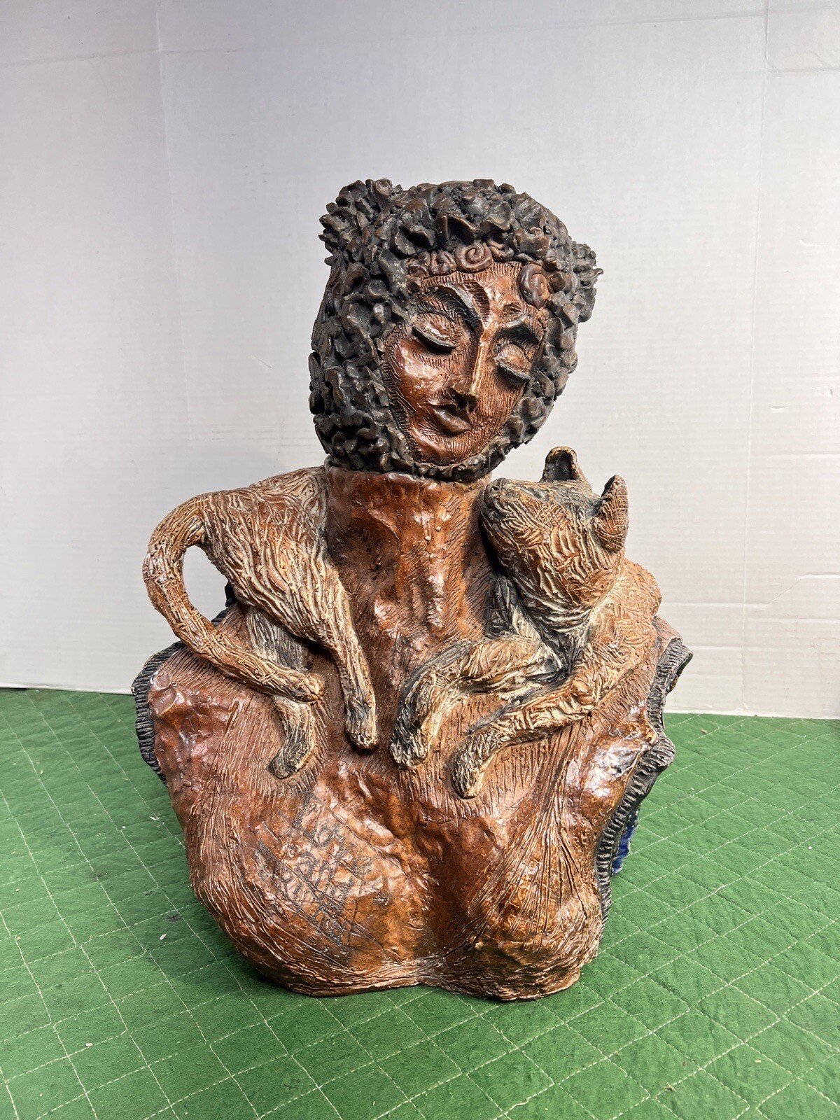 Unique Realism Large Heavy Statue Sculpture Lady Woman Holding Cat Love & Trust