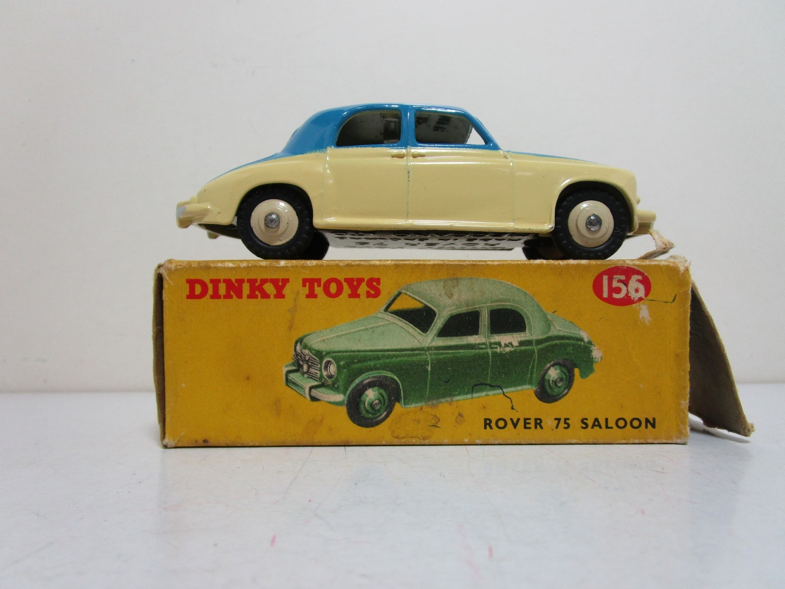 Dinky Toy 156 Rover 75 cream/blue (HARD to Find colour) MINT  BOXED