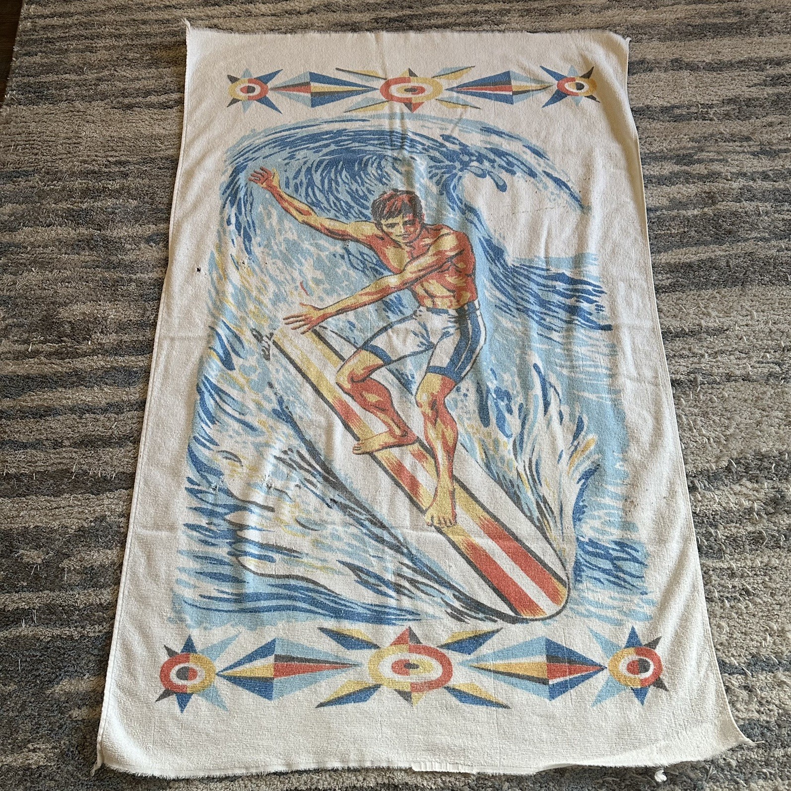 Vintage 60-70\'s surfer ocean beach towel cannon made in USA terry cloth Flaws