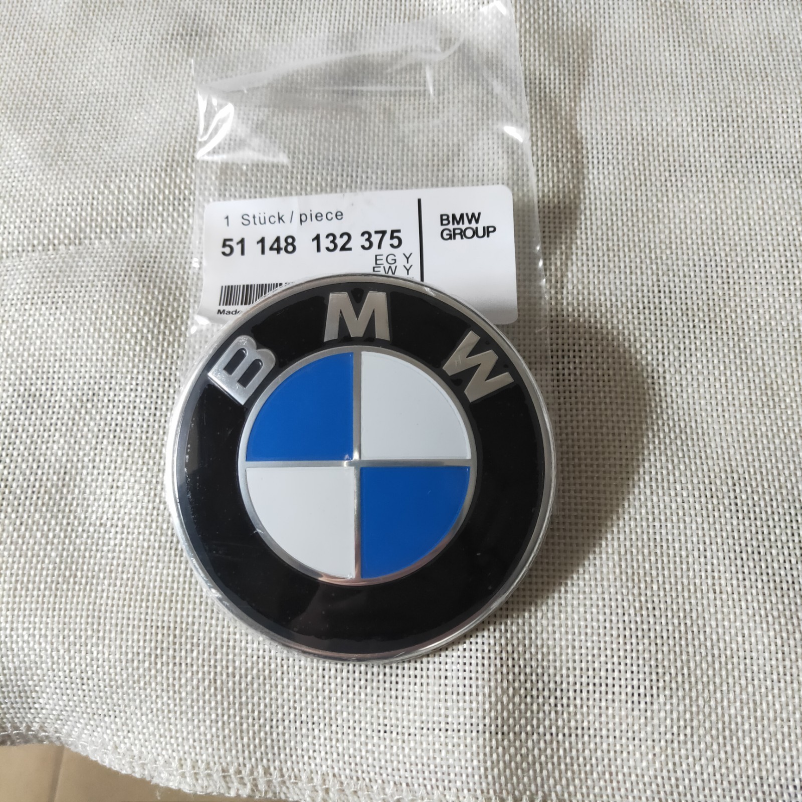 GENUINE BMW Hood Trunk Emblem Roundel w/ Grommets INCL.- 82mm (OEM# 51148132375)