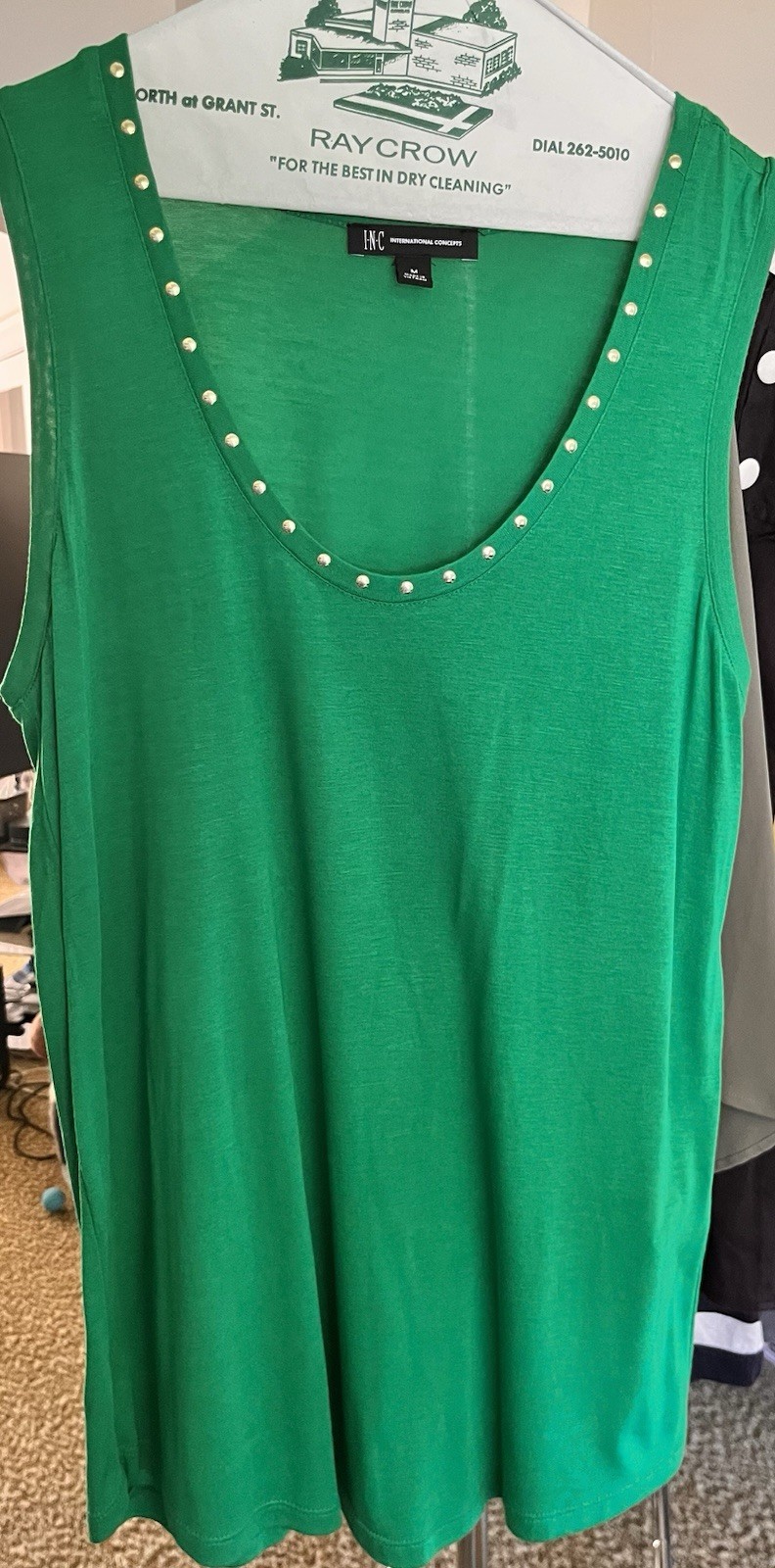 INC International Concepts Women’s Green Solid Studded Scoop Neck Tank Top M