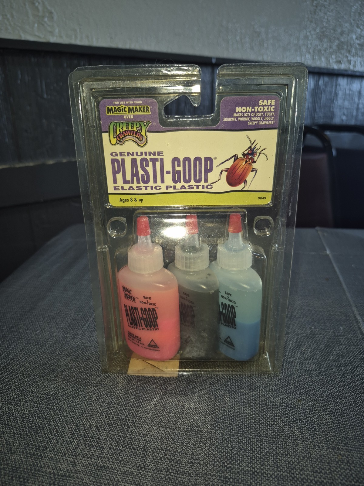 Creepy Crawlers Plasti Goop Toymax Sealed In package