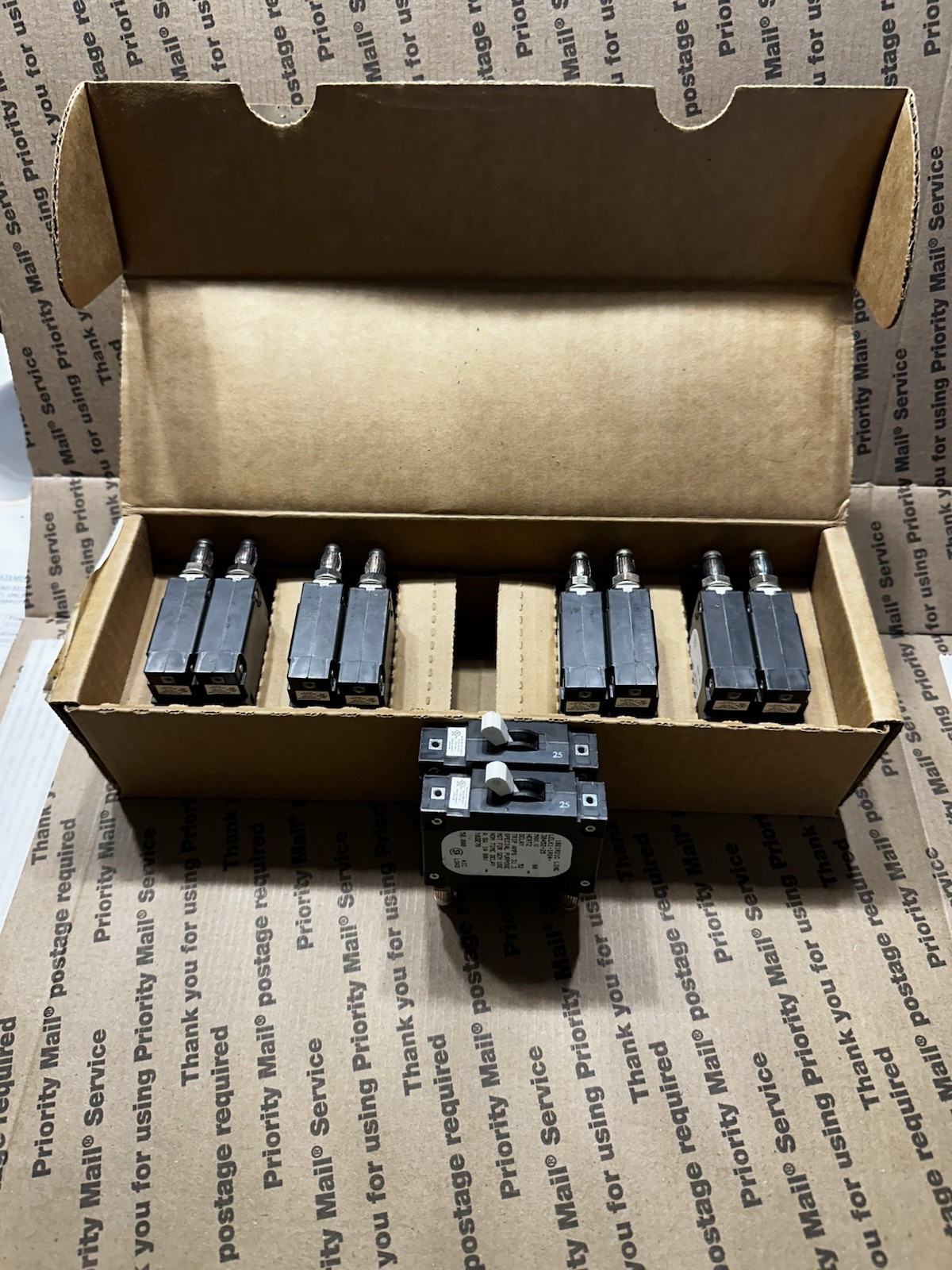 AIRPAX LELK1-1RS4-30452-25 25A 80V DC Circuit Breaker 50kAIC Panel Mount