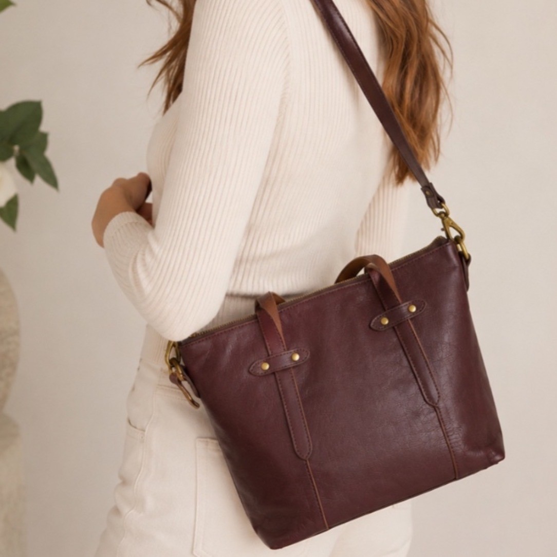 Fossil Felicity Satchel Dark Burgundy Pebbled Leather Crossbody Bag Fossil Felicity Satchel Dark Burgundy Pebbled Leather Crossbody Bag