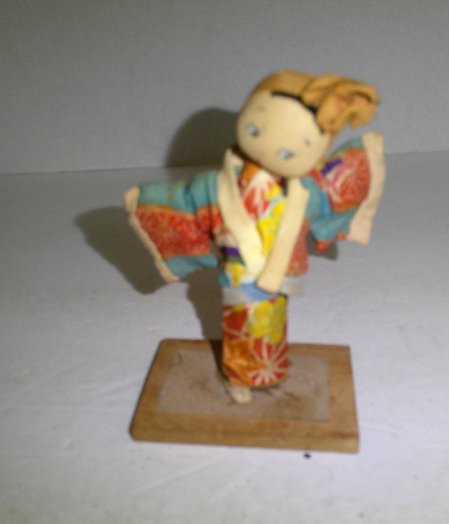 Vintage Japanese Geisha Silk Doll 4.5 Vintage Japanese Geisha Silk Doll 4.5