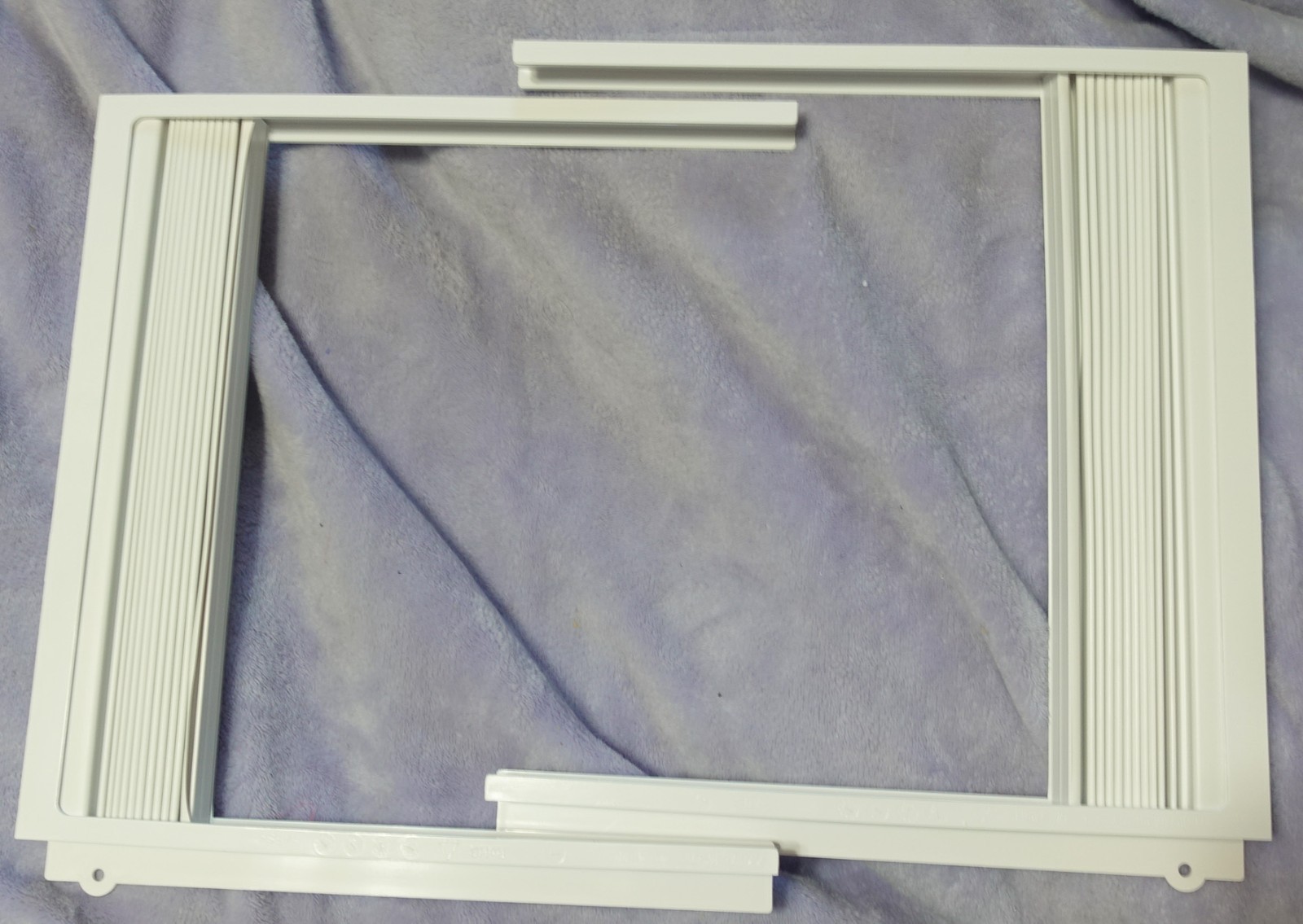 Frigidaire 6,000 BTU Air Conditioner WINDOW KIT side Panels for 12-13\