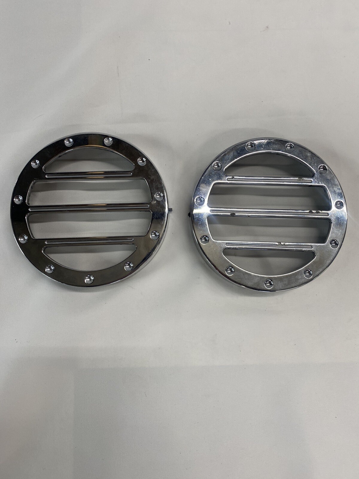 2003-2007 HUMMER H2 DEFENDERWORX FRONT FOG LIGHT COVER BEZEL GRILL CHROME Pair