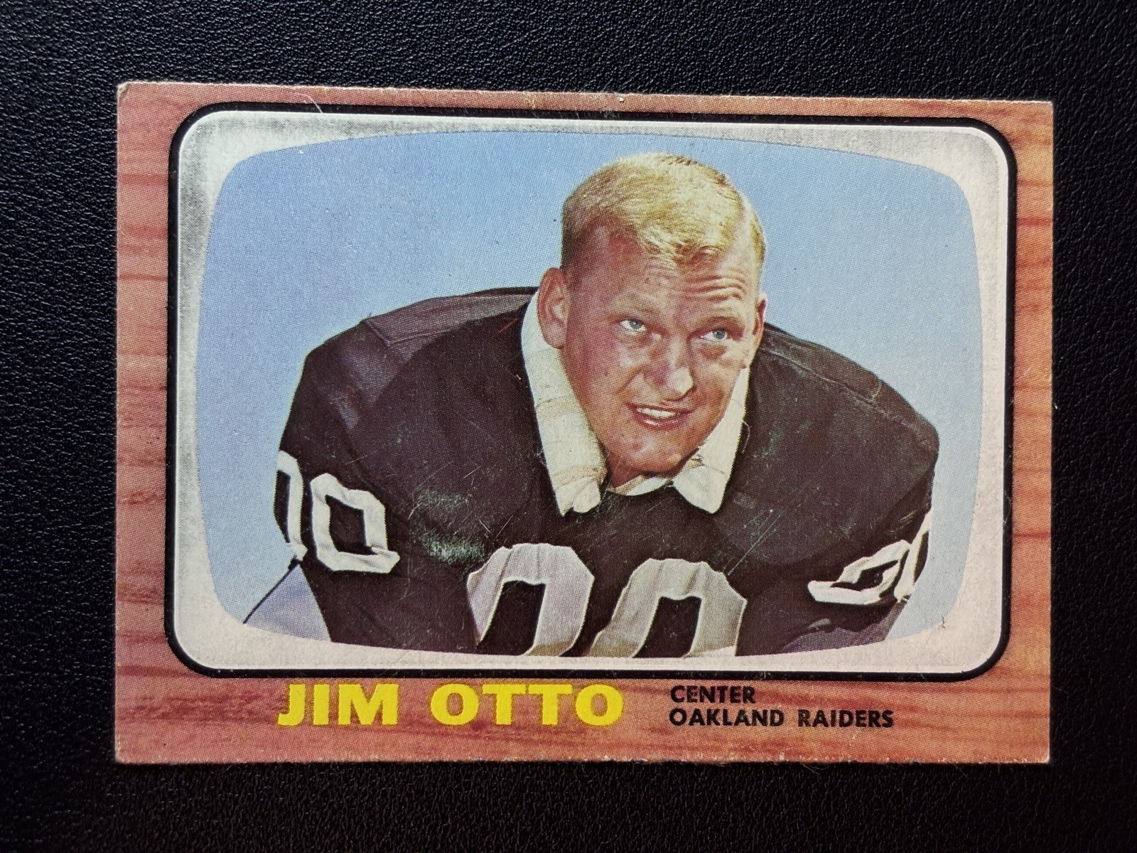 1966 Topps Football #115 Jim Otto Oakland Raiders EX 1966 Topps Football #115 Jim Otto Oakland Raiders EX