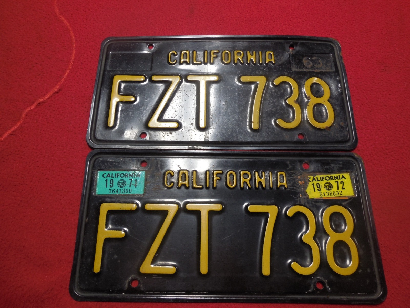 1963 issue California black and gold unrestored car license plates 1964-65 YOM