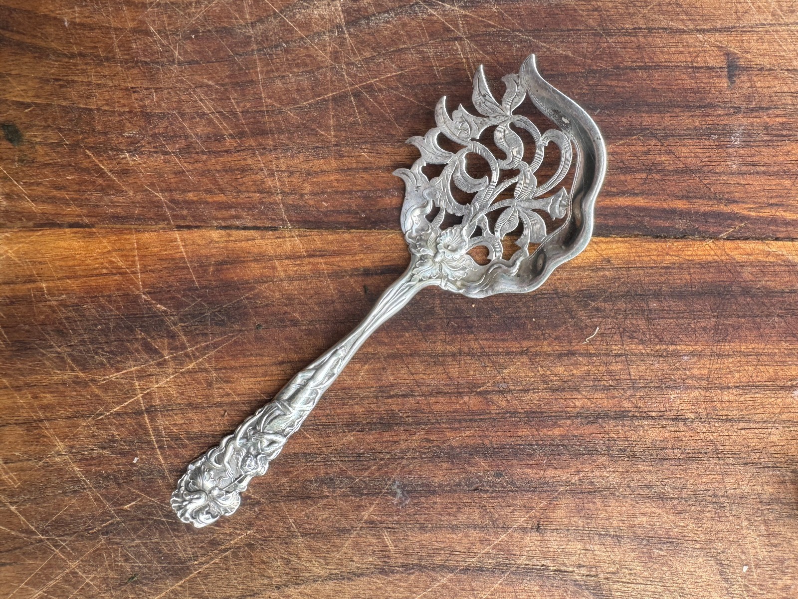 Alvin Raphael Sterling Silver Tomato Spoon 1902 Art Nouveau Maiden Iris Pierced