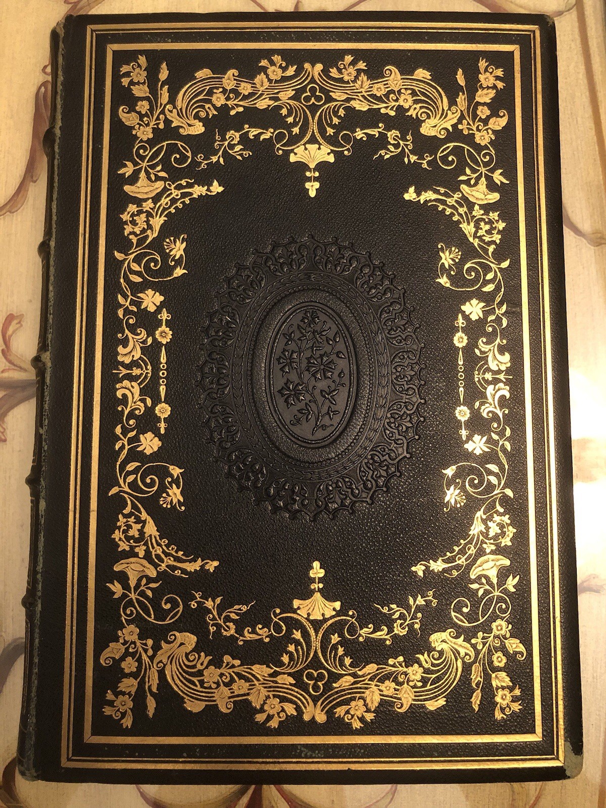 1855, THE KNICKERBOCKER GALLERY, BEAUTIFUL ANTIQUE LEATHER BINDING, FINE 