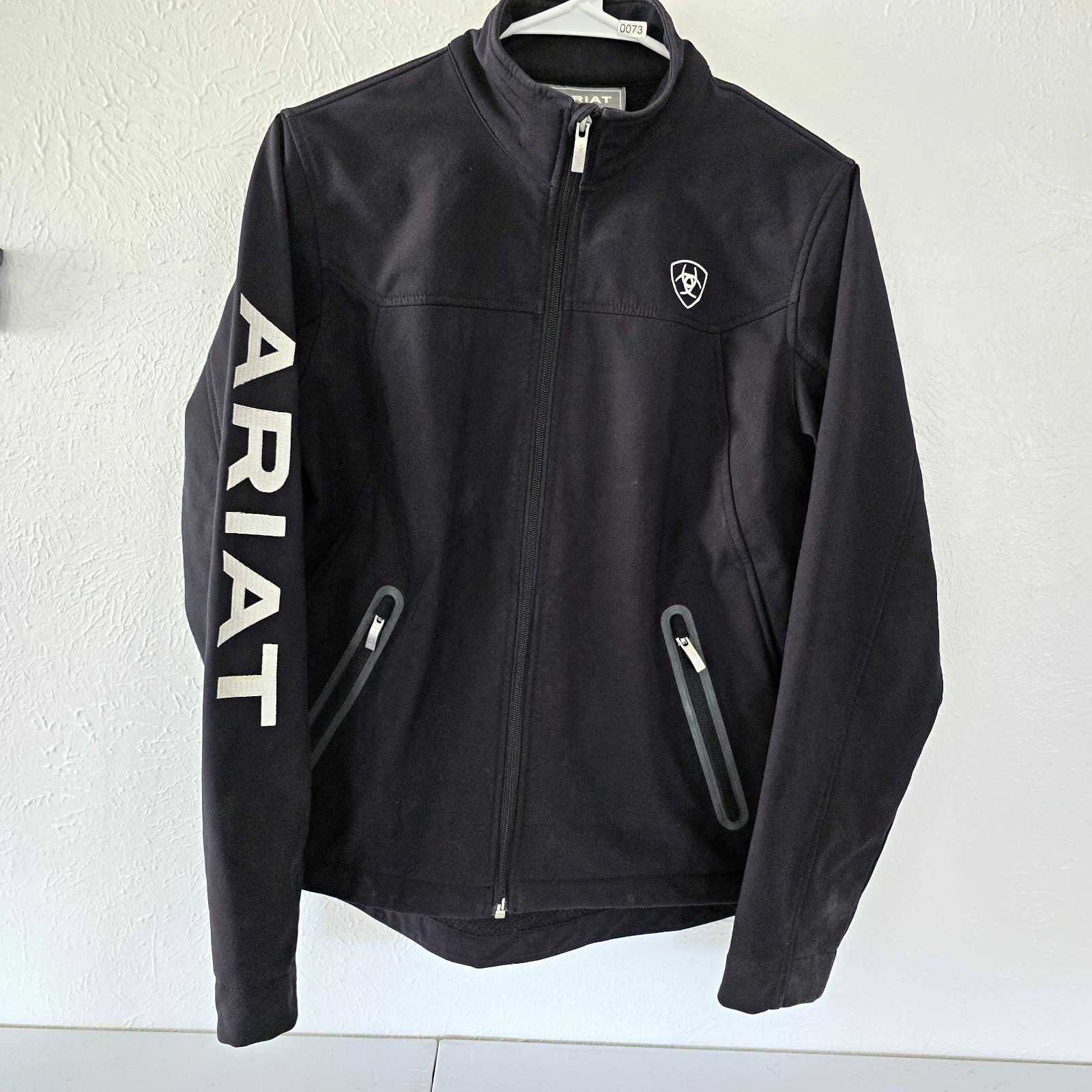 Ariat AriatTEK Women\'s Black Full Zip Jacket Long Sleeve Logo, Size M