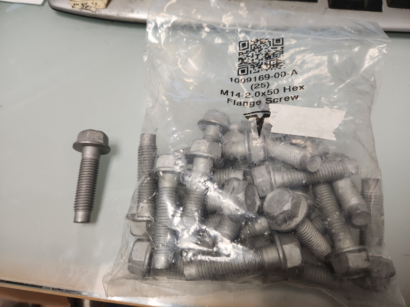 dp21097 Tesla Model 3 Y X 2012 2015 2017 2018 2019 2020 2021 2022 ONE Bolt OEM dp21097 Tesla Model 3 Y X 2012 2015 2017 2018 2019 2020 2021 2022 ONE Bolt OEM