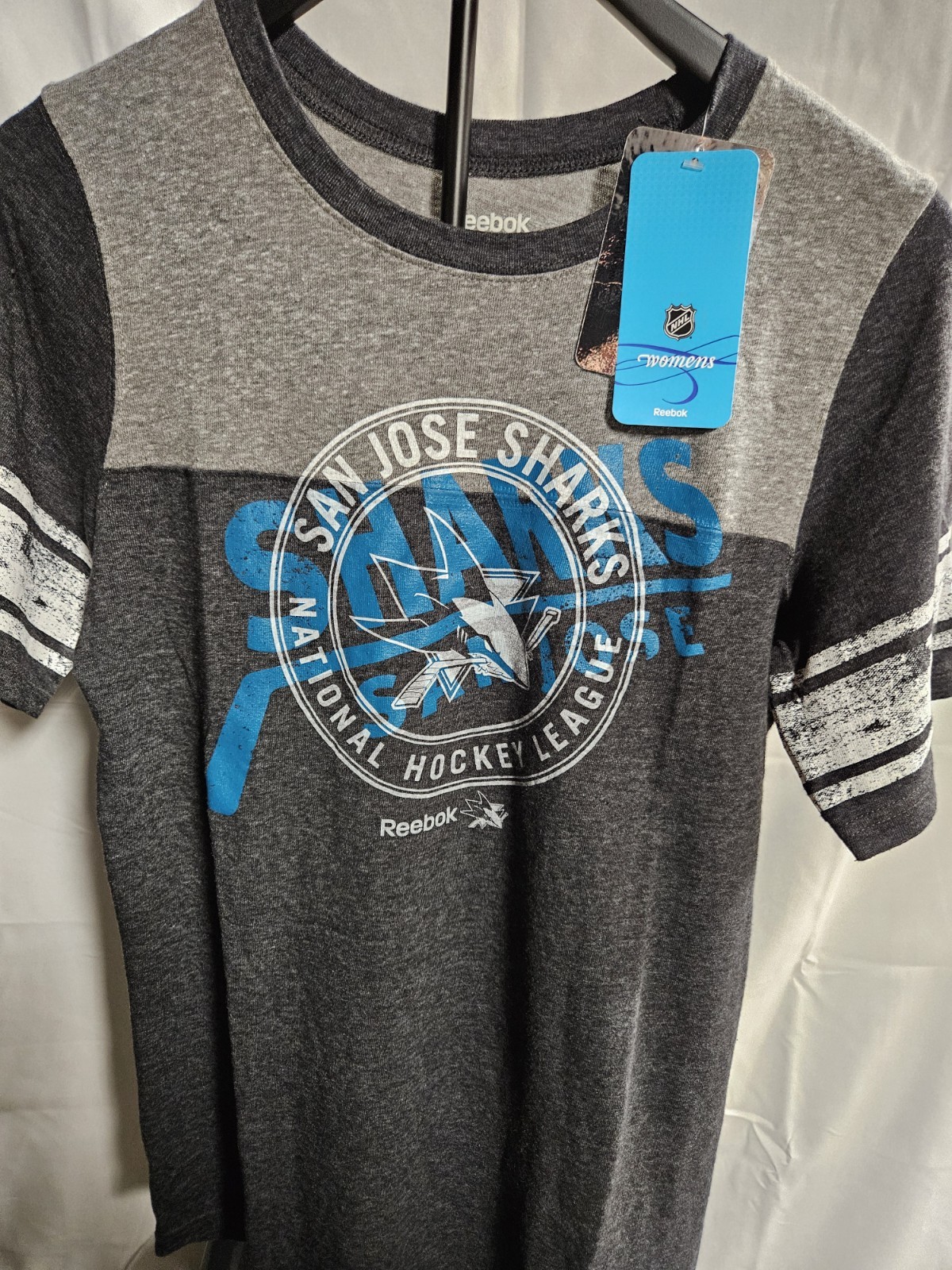 Reebok San Jose Sharks Tee Shirt Womens Size XL Reebok San Jose Sharks Tee Shirt Womens Size XL