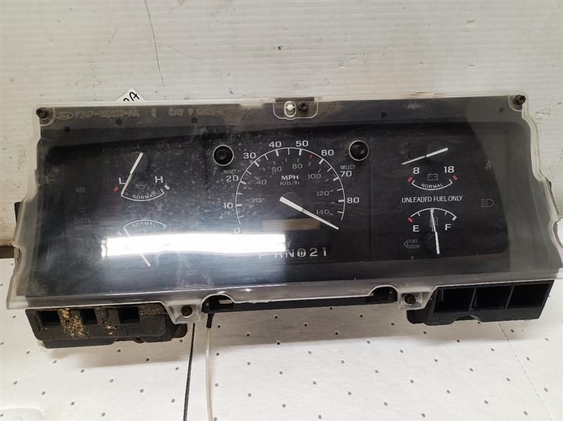 1992-1993 Ford Truck F150 Speedometer Cluster w/o tachometer OEM