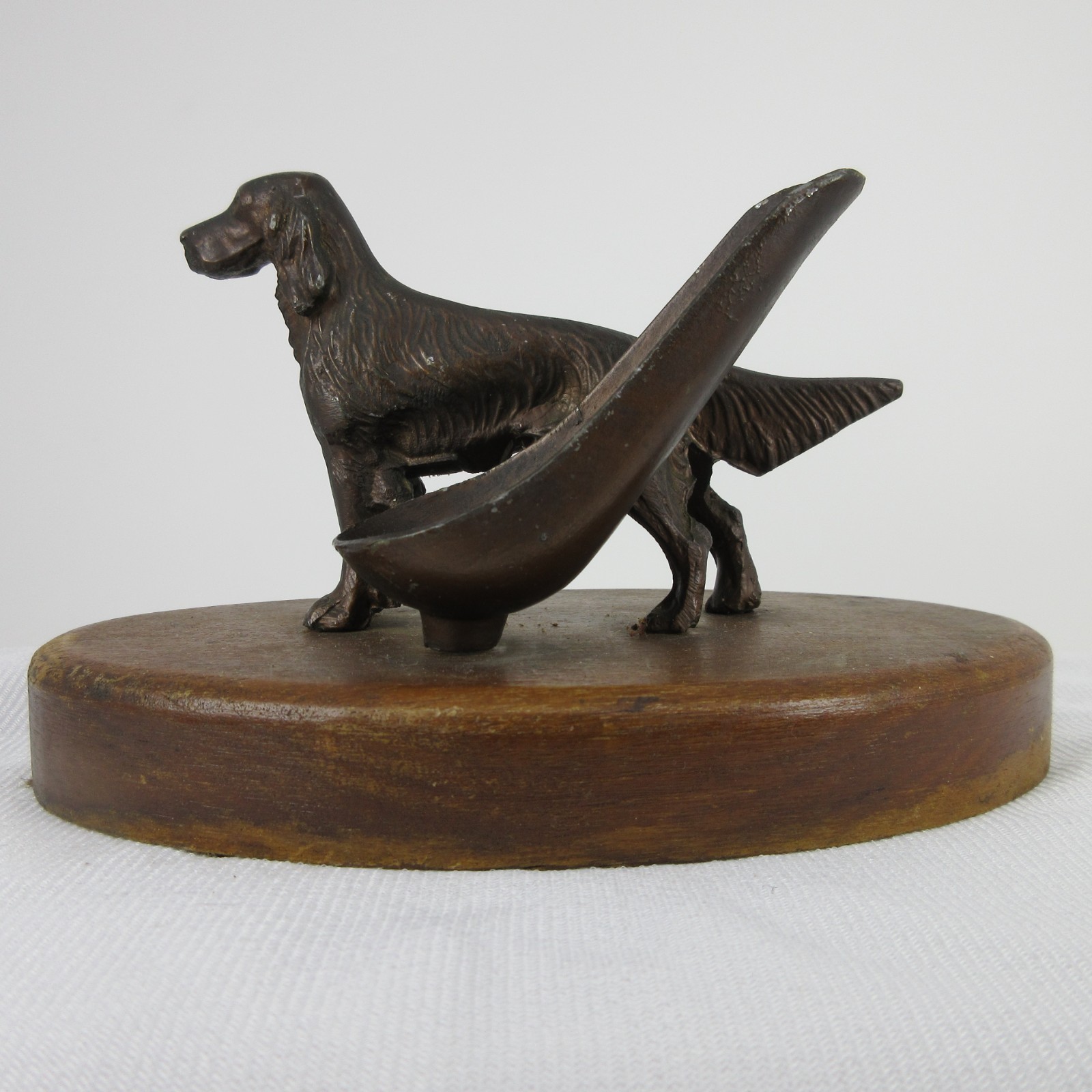 VINTAGE RONSON LIGHTERS METALWARE IRISH SETTER DOG TOBACO PIPE HOLDER STAND VINTAGE RONSON LIGHTERS METALWARE IRISH SETTER DOG TOBACO PIPE HOLDER STAND