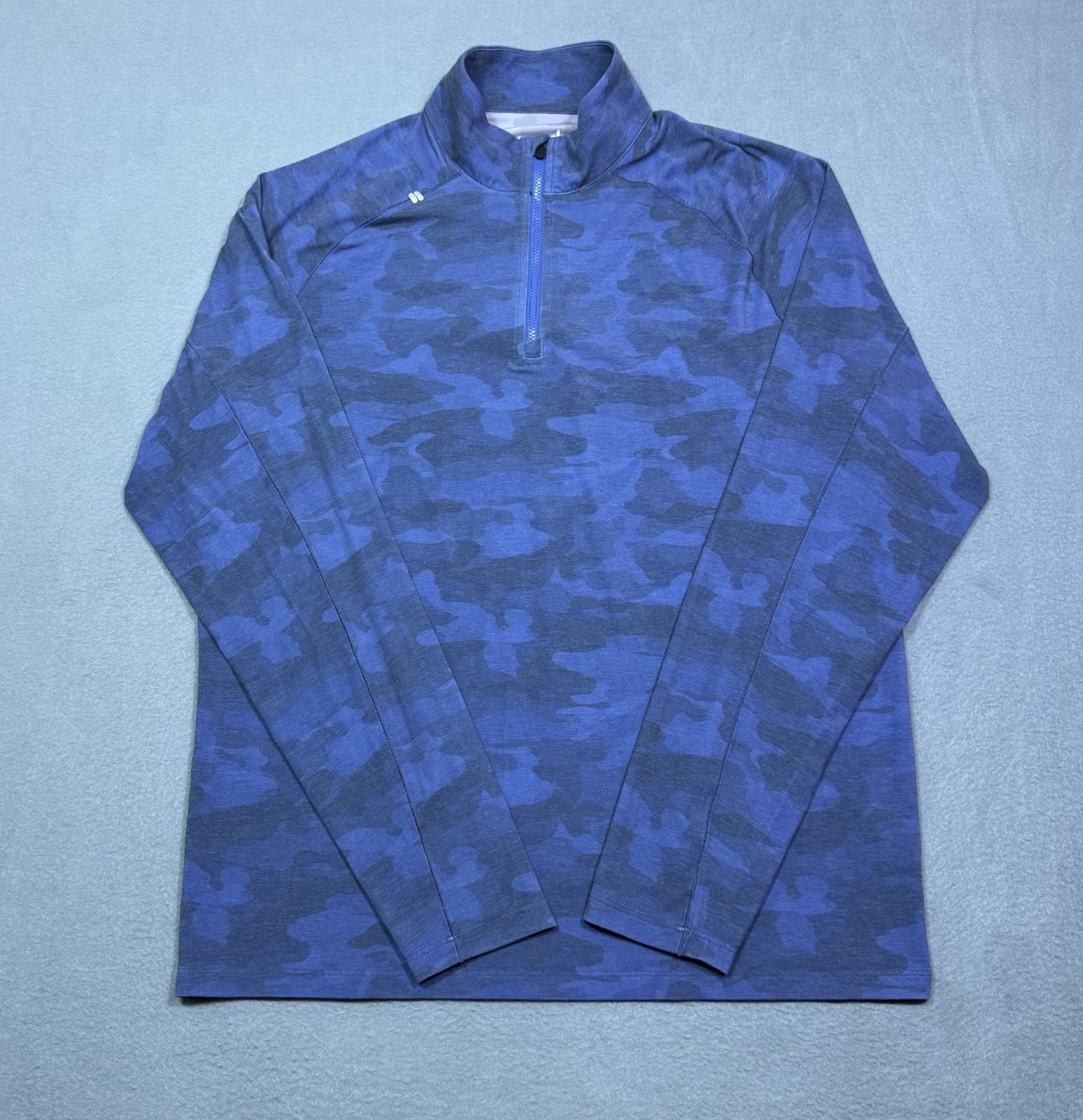 Johnnie-O Performance 1/4 Zip Pullover Mens M Blue Camo Galloway Lake Athleisure Johnnie-O Performance 1/4 Zip Pullover Mens M Blue Camo Galloway Lake Athleisure