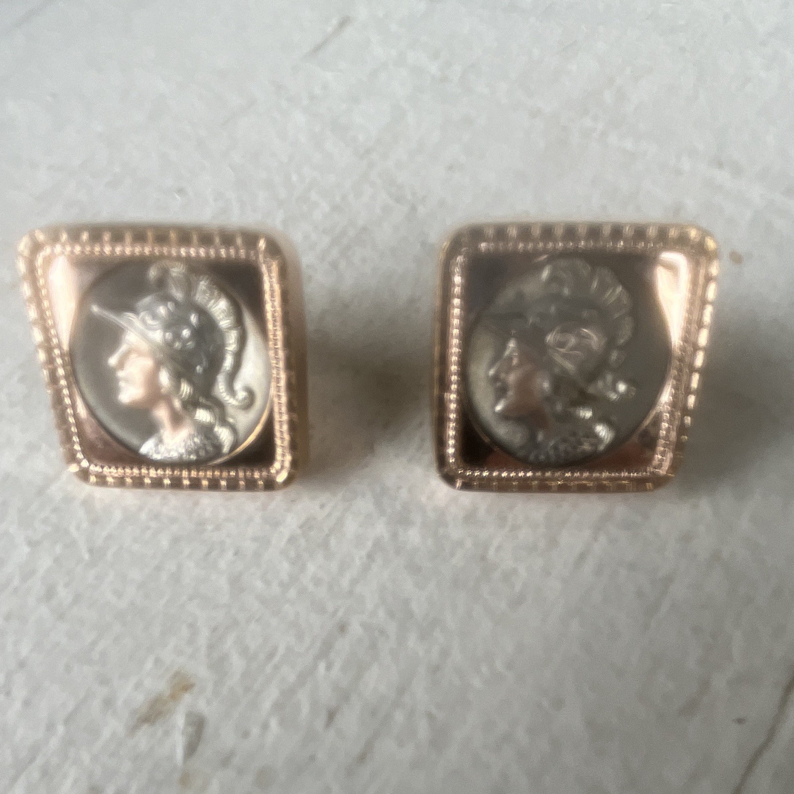 ANTIQUE MIXED METAL SILVER GOLD CAMEO SOLDIER CUFFLINKS￼￼