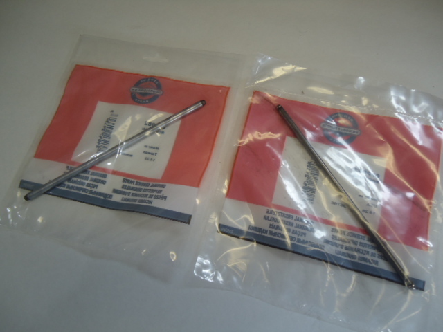 OEM Briggs & Stratton Push Rod Set 690981 597785 690982 Steel & Aluminum OEM Briggs & Stratton Push Rod Set 690981 597785 690982 Steel & Aluminum