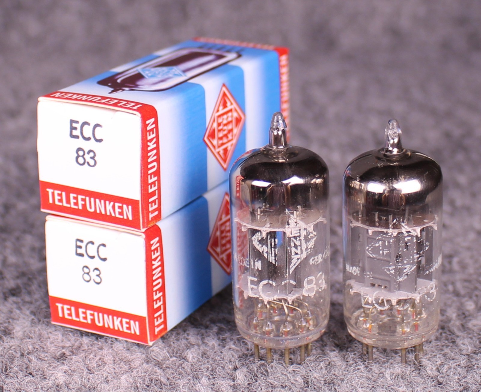 (2) Siemens (Telefunken Brand) 12AX7/ECC83 Tubes ~ MATCHED PAIR ~ TEST STRONG