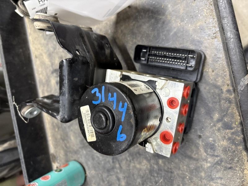 2017-2022 Ram Truck 1500 ABS Anti-Lock Brake Pump Assembly Classic Style OEM.