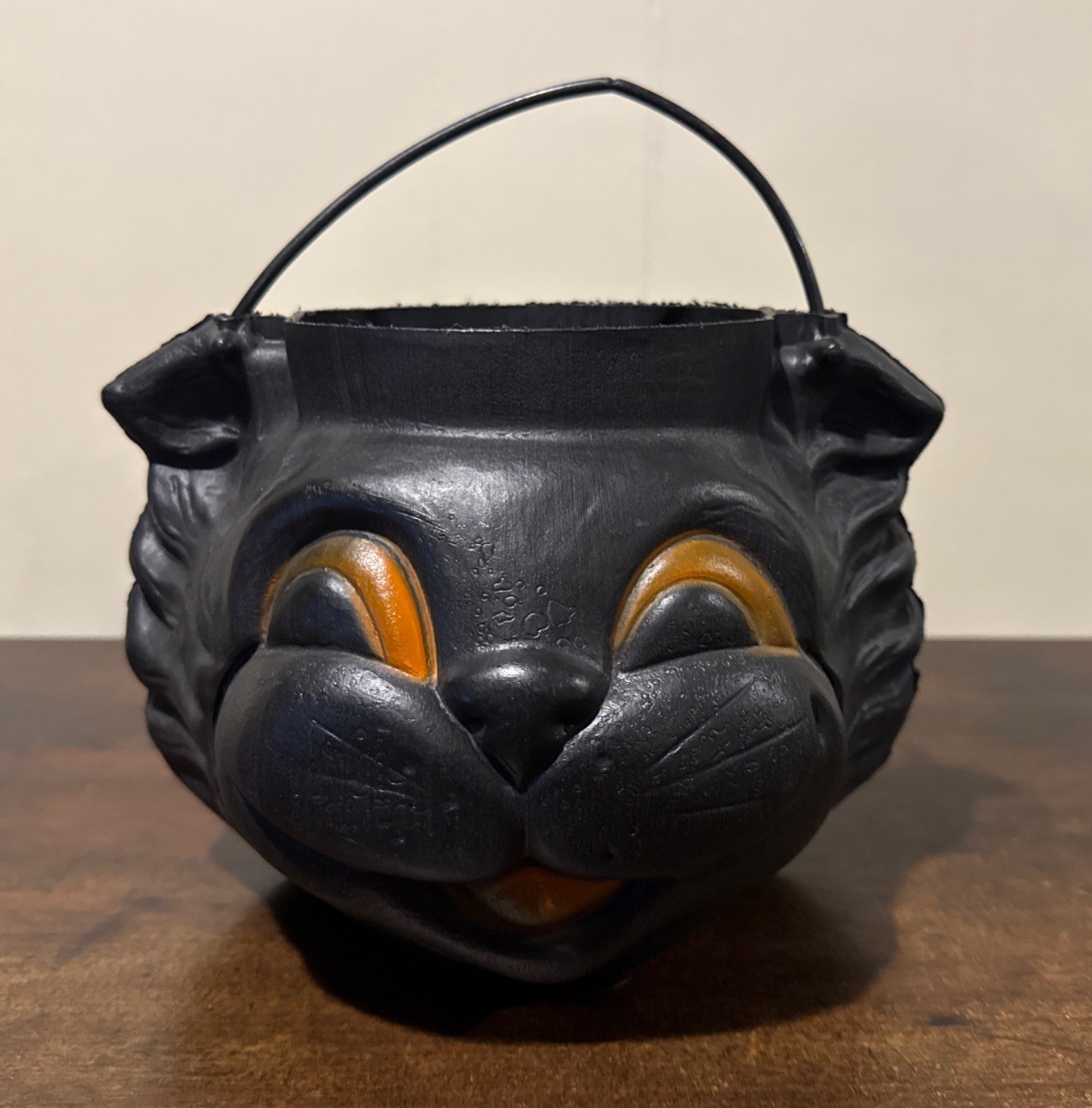 Vintage 1993 Carolina Enterprises Black Cat Blow Mold Halloween Candy Bucket Vintage 1993 Carolina Enterprises Black Cat Blow Mold Halloween Candy Bucket