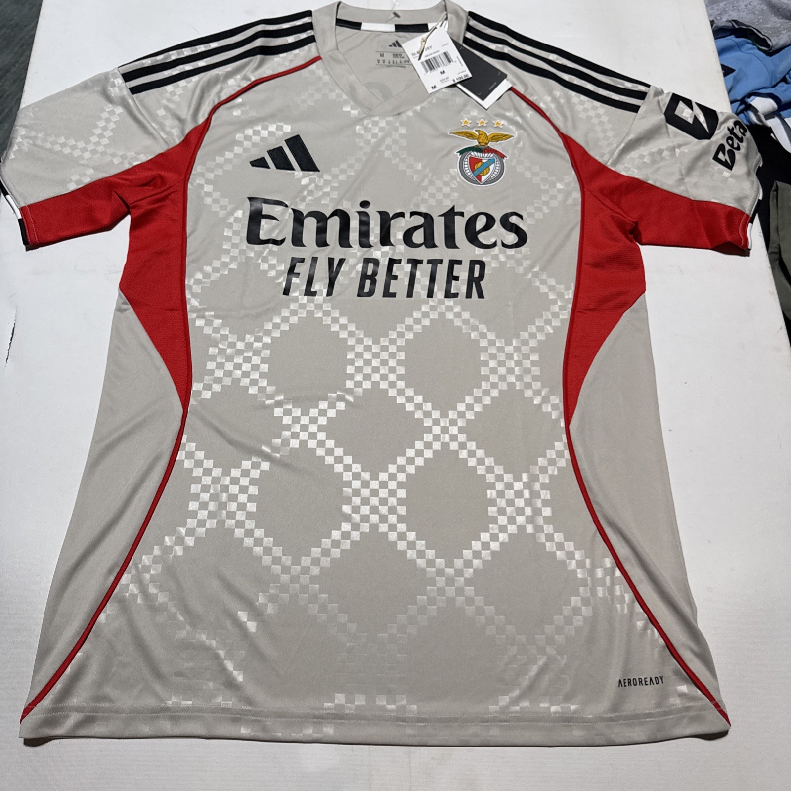 NWT's Adidas SL Benfica 2025-26 Away Soccer Jersey Beige JX7840 Mens Sz Medium NWT's Adidas SL Benfica 2025-26 Away Soccer Jersey Beige JX7840 Mens Sz Medium