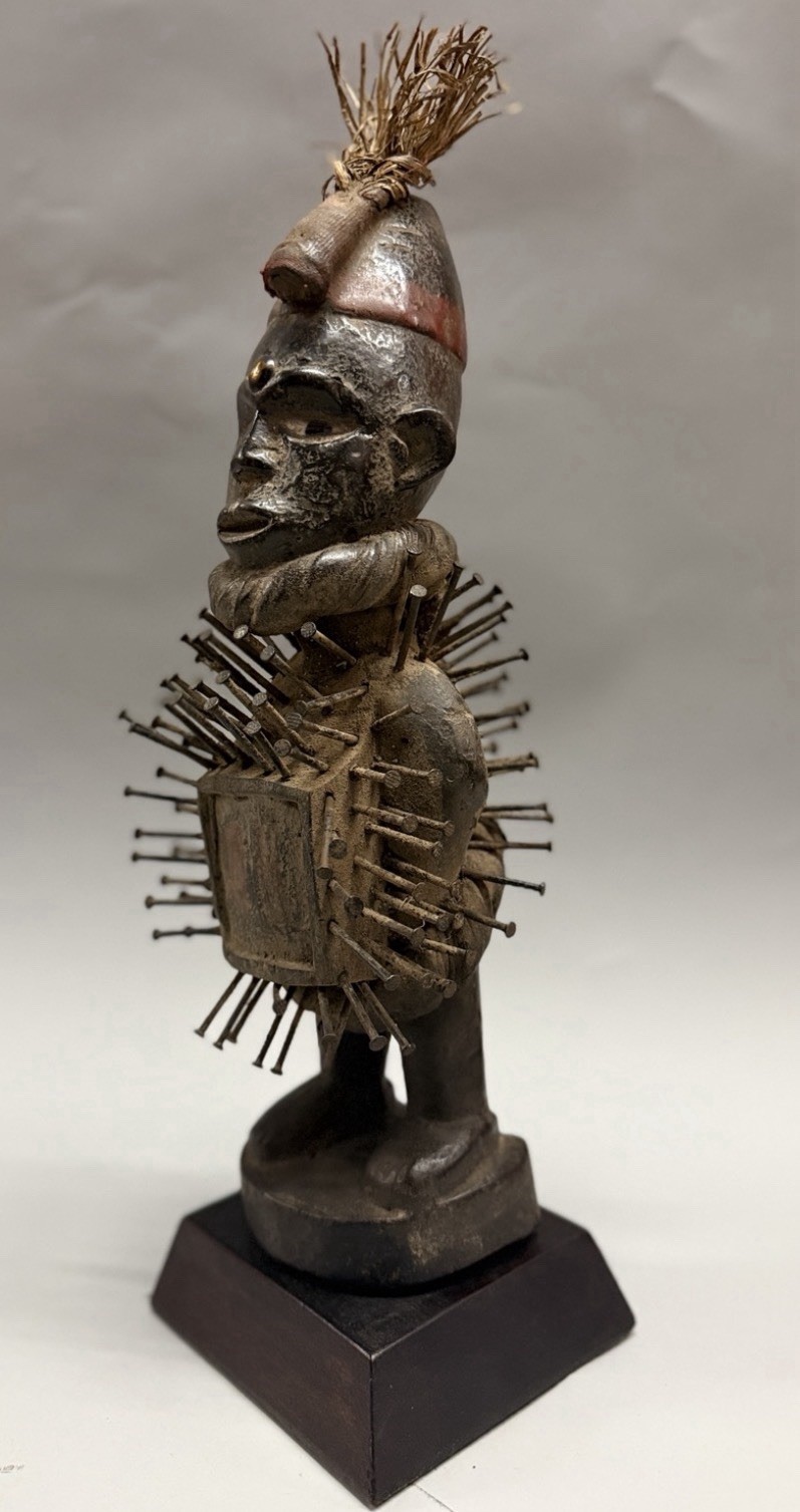 Nkisi Nkondi Power Fetish Figure -CONGO Nkisi Nkondi Power Fetish Figure -CONGO